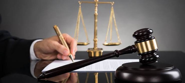 Міграційний адвокат в Україні: хто вони та чим займаються Міграційний адвокат в Україні: хто вони та чим займаються